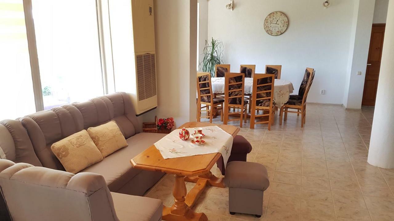 Rosarium Residence Guest House Drjanowo Zewnętrze zdjęcie